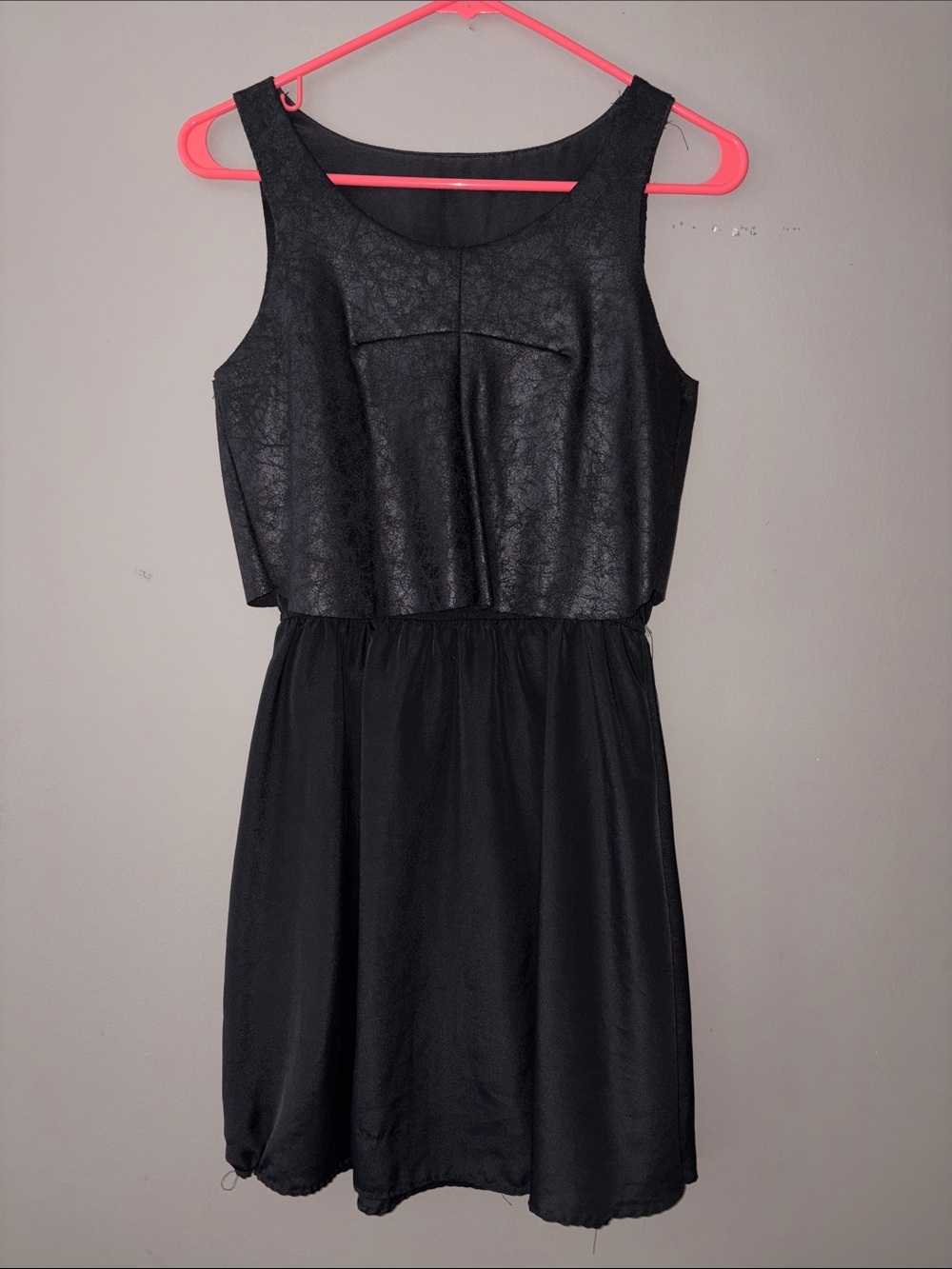 Black Sleeveless Midi Dress with Textured Bodice Small